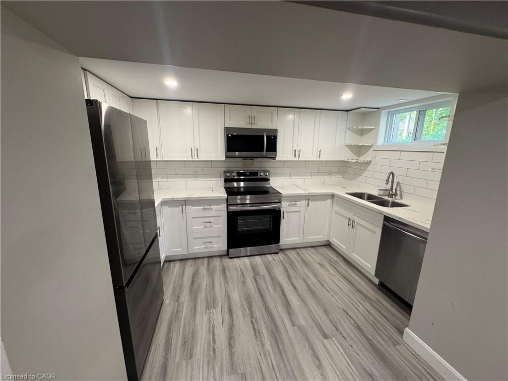 90 Clive Road Property Photo 3