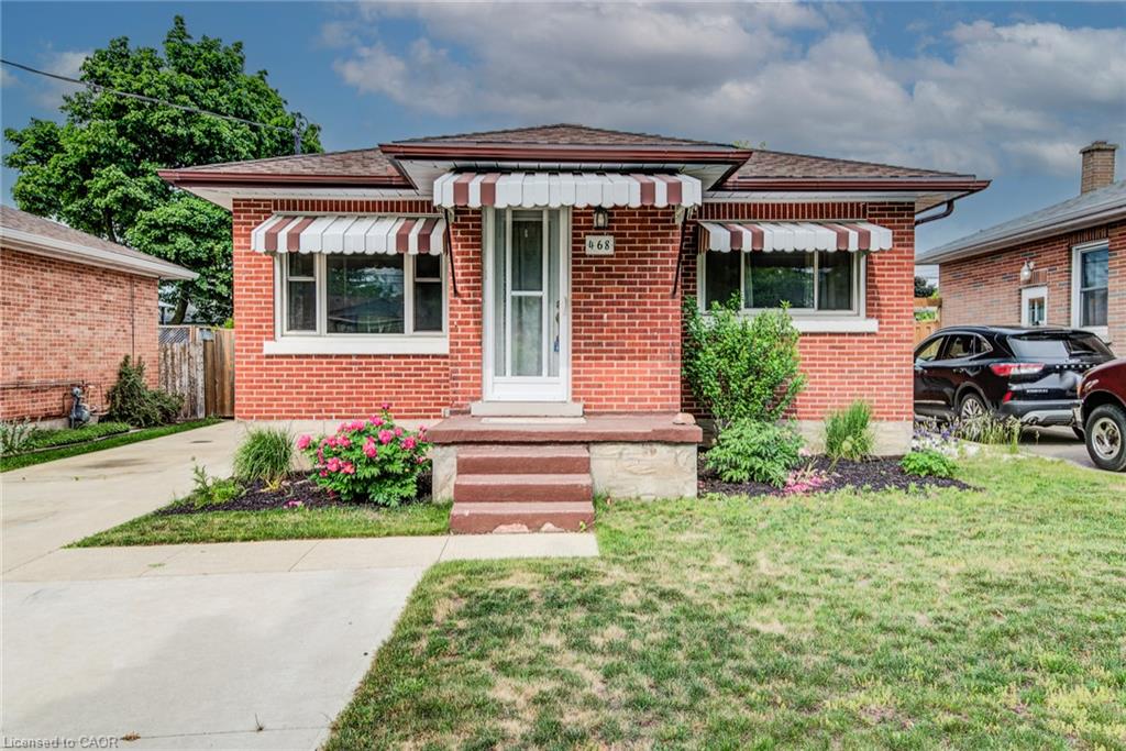 468 Highland Road E Property Photo 1