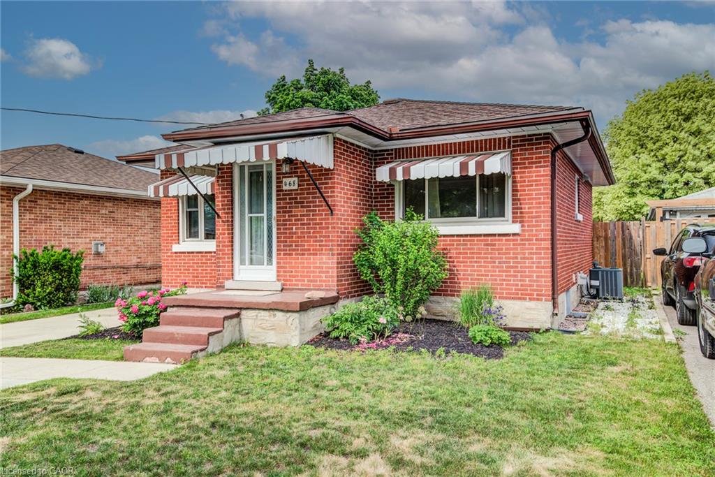 468 Highland Road E Property Photo 4