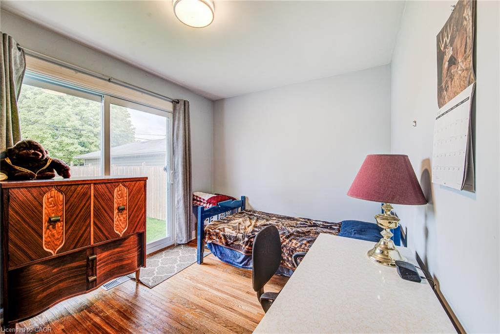 468 Highland Road E Property Photo 15