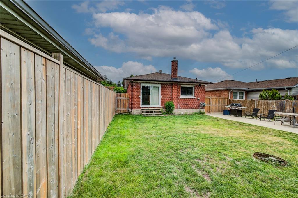 468 Highland Road E Property Photo 29