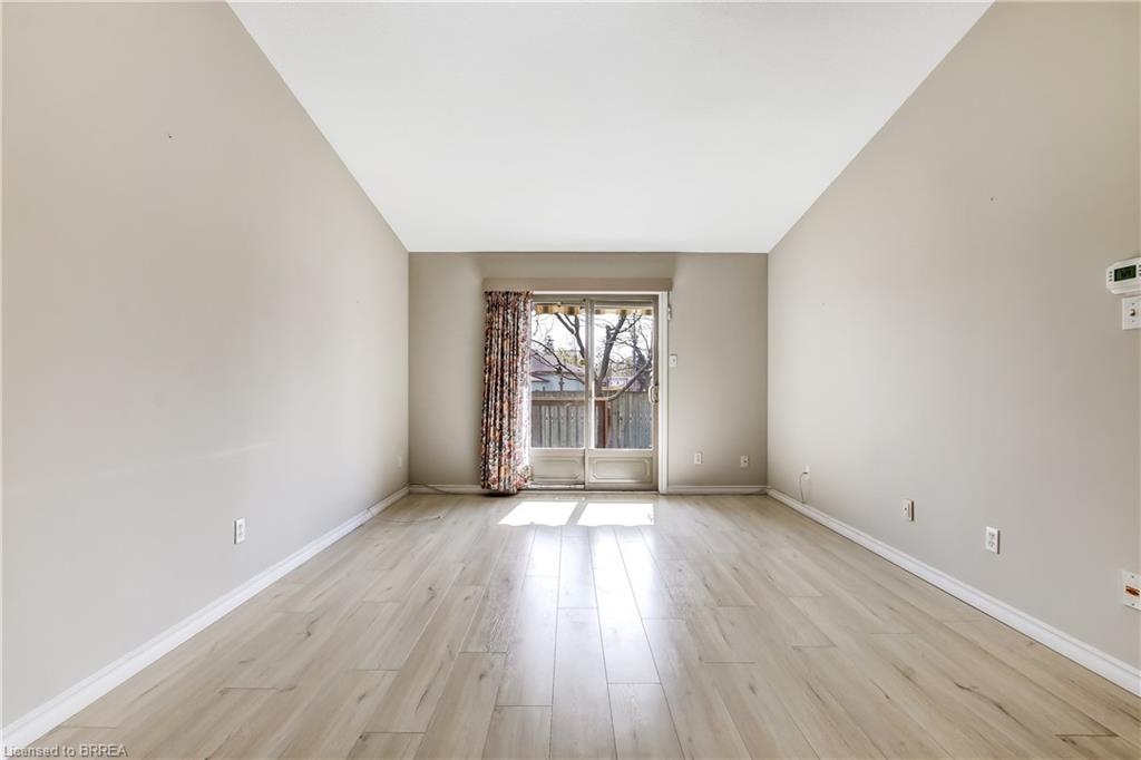 15-19 Hanlon Place Property Photo 7