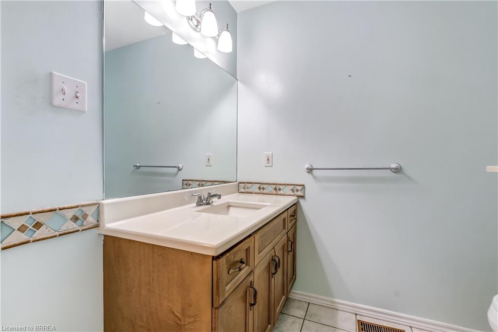 15-19 Hanlon Place Property Photo 15