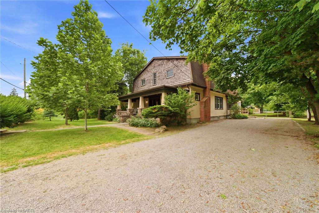 211 Canborough Street Property Photo 1
