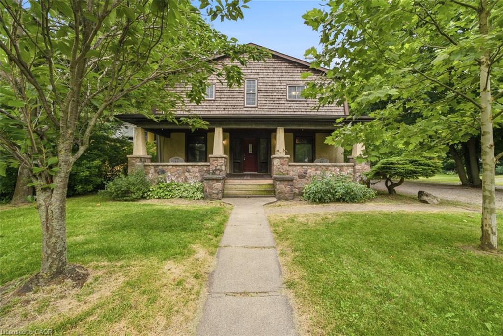 211 Canborough Street Property Photo 2