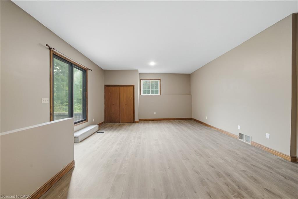 211 Canborough Street Property Photo 18