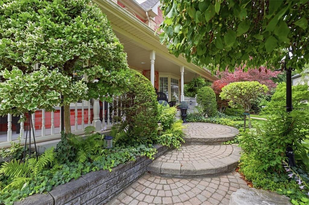 39 Everwood Run Property Photo 6