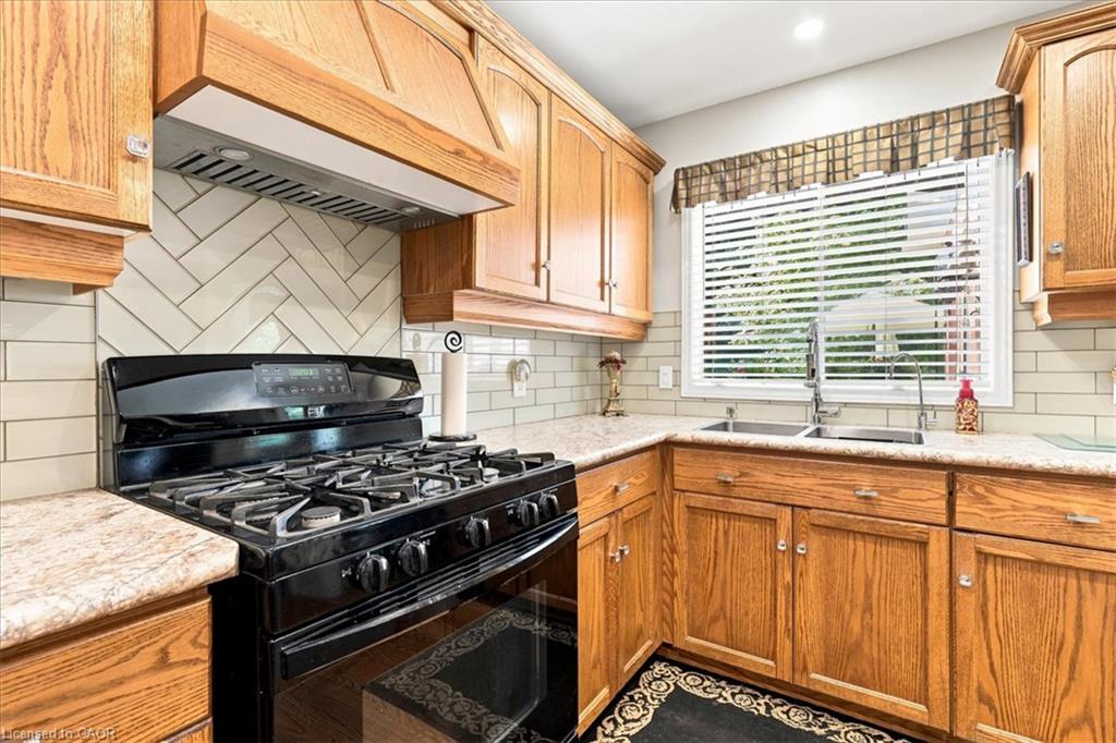 39 Everwood Run Property Photo 13