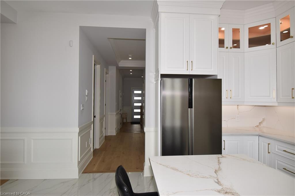 1184 West 5th Street Property Photo 8
