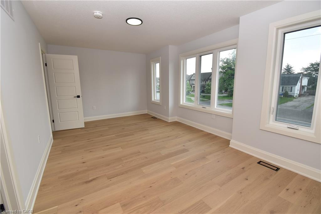 1184 West 5th Street Property Photo 27