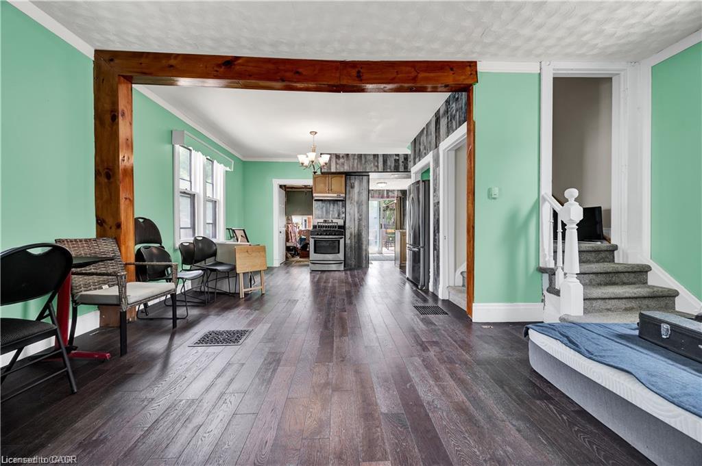 43 Henry Street Property Photo 6
