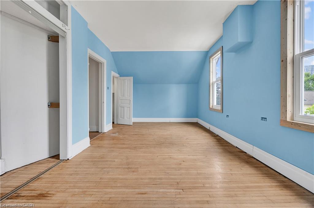 43 Henry Street Property Photo 14