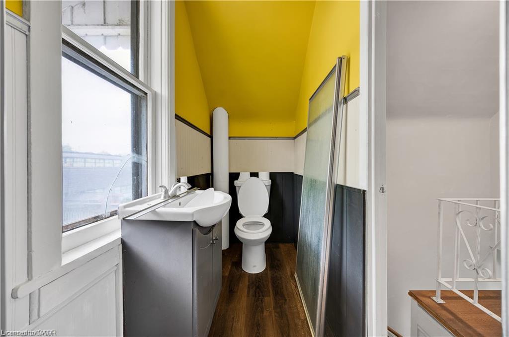 43 Henry Street Property Photo 18