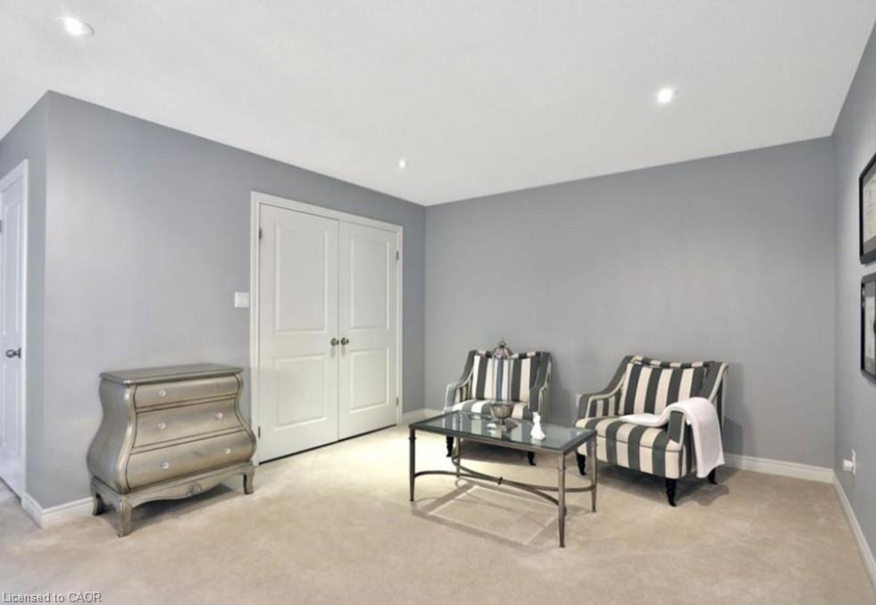 259 Penny Lane Property Photo 13