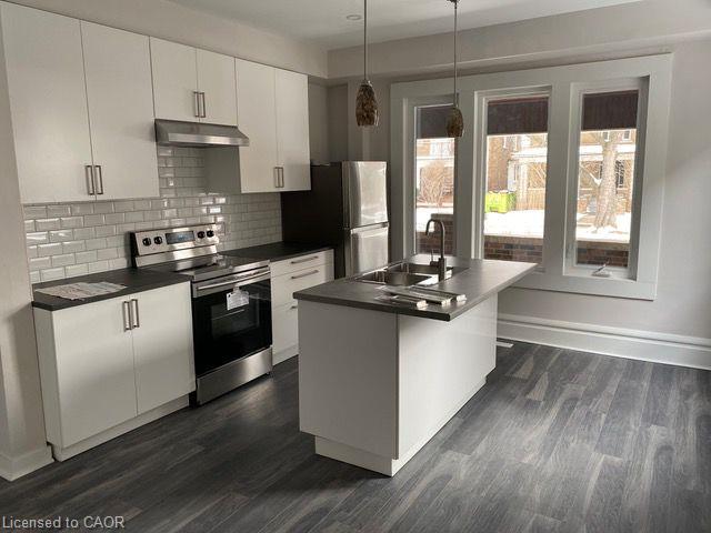 70 Proctor Boulevard Property Photo 4
