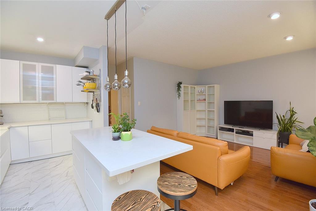 40848752 Property Photo 15
