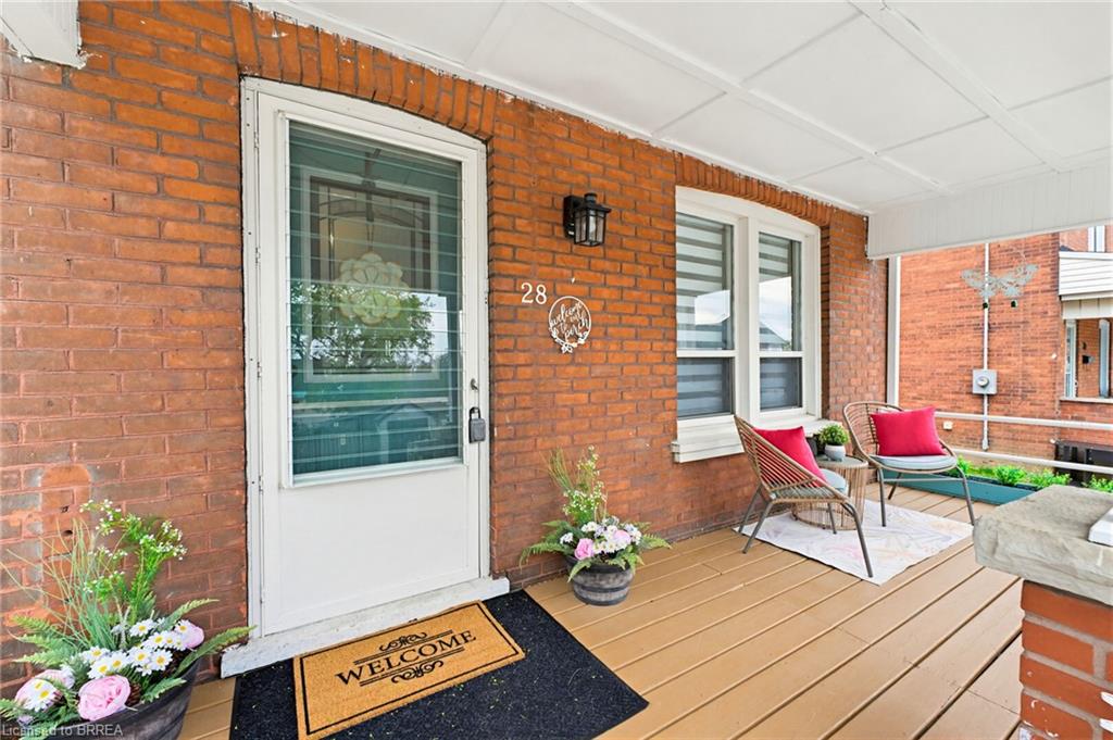 28 Norwich Street Property Photo 3