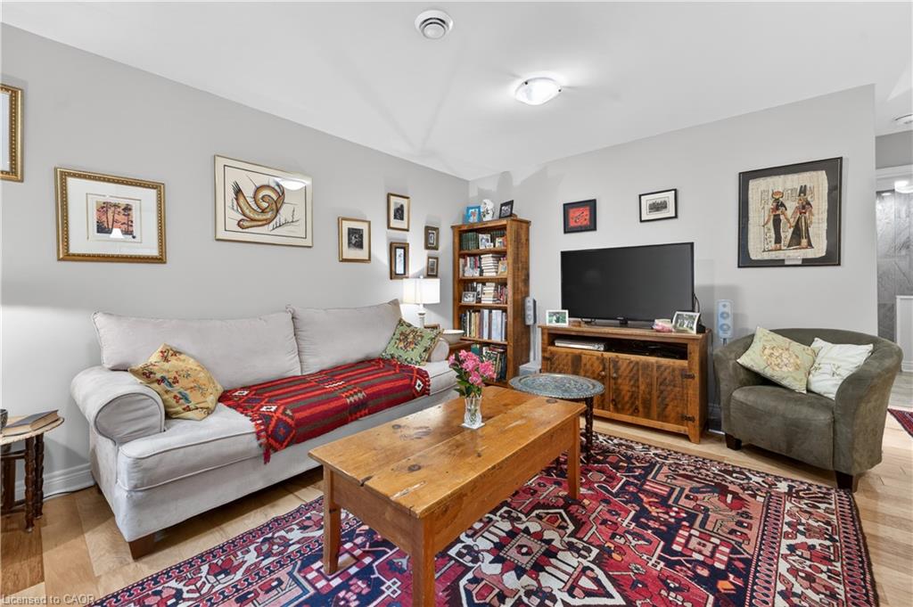 116 Livingston Avenue Property Photo 34