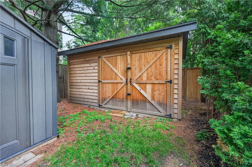 116 Livingston Avenue Property Photo 43