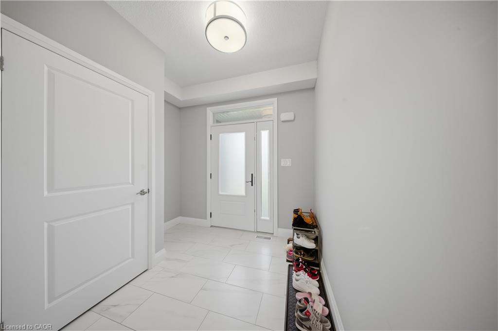 107 Stephenson Way Property Photo 5