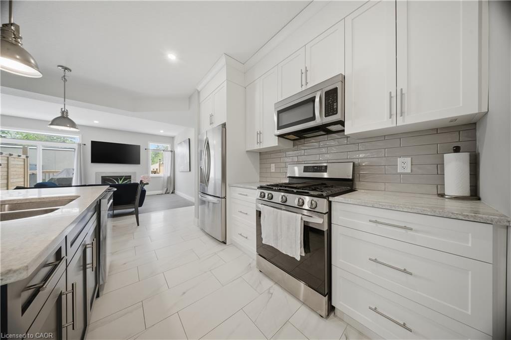 107 Stephenson Way Property Photo 11