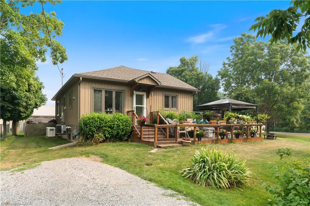 24 Lakeview Crescent Property Photo 1