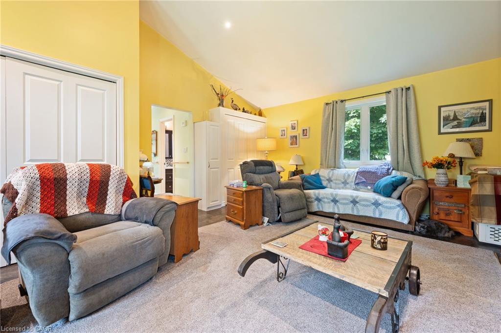 24 Lakeview Crescent Property Photo 7