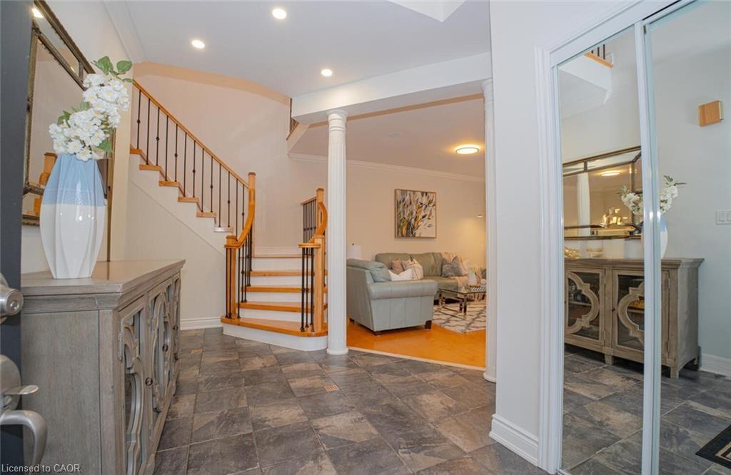 50 Islandview Way Property Photo 3
