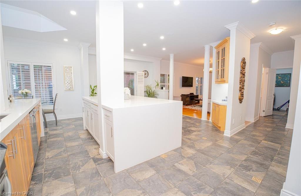 50 Islandview Way Property Photo 13
