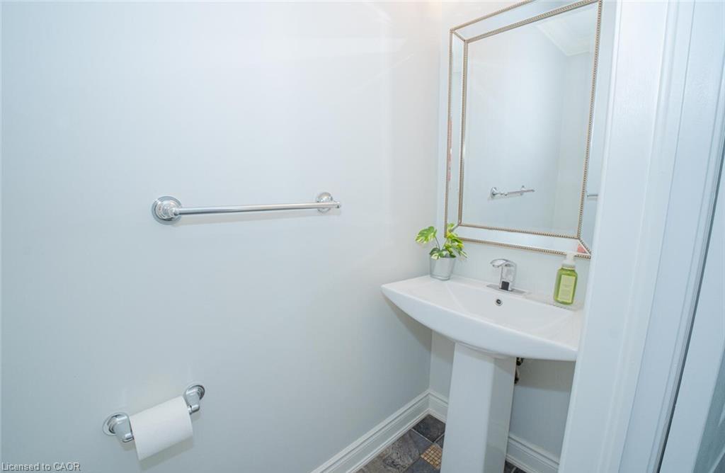 50 Islandview Way Property Photo 14