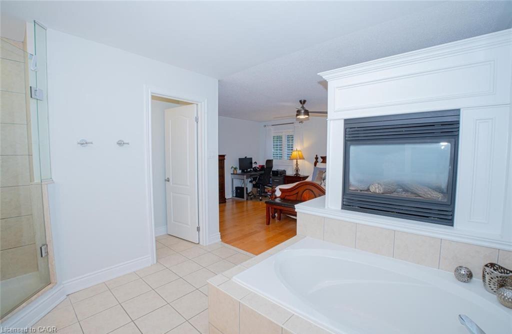 50 Islandview Way Property Photo 21