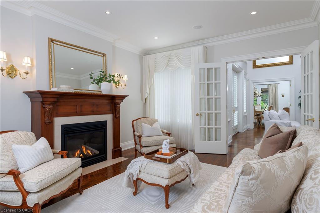 70 Shorewood Place Property Photo 7