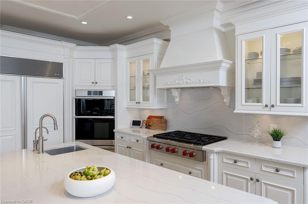 70 Shorewood Place Property Photo 14
