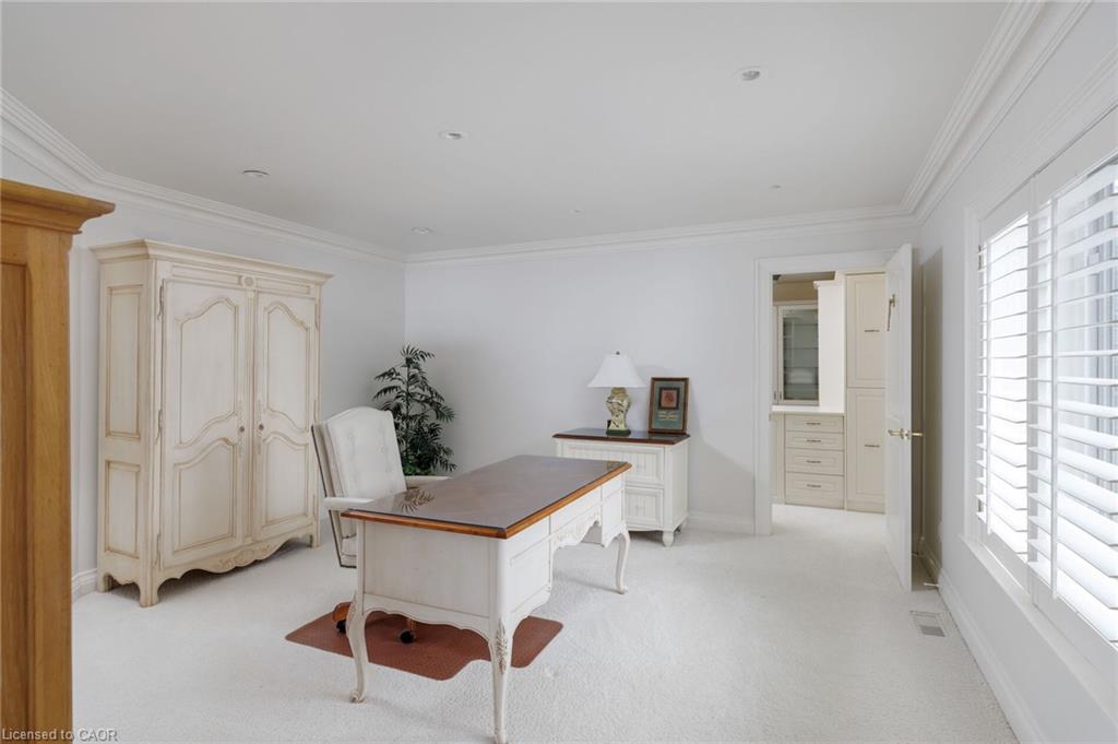 70 Shorewood Place Property Photo 23