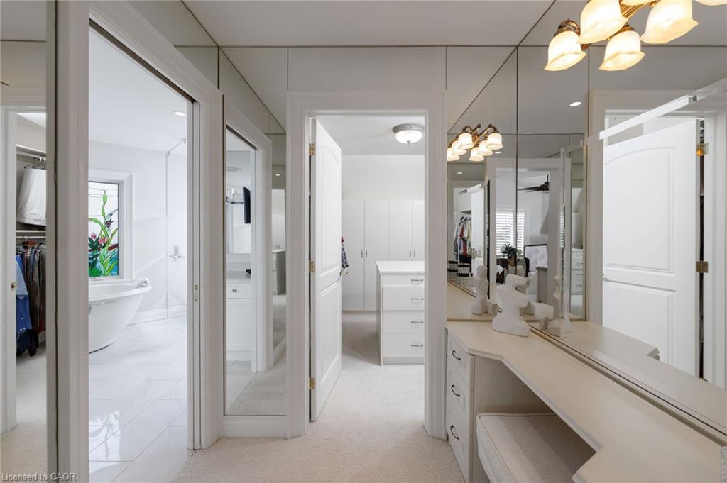 70 Shorewood Place Property Photo 24