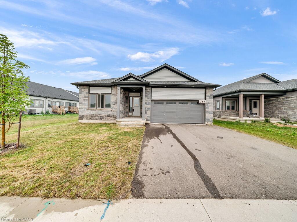 138 Saunders Street Property Photo 2