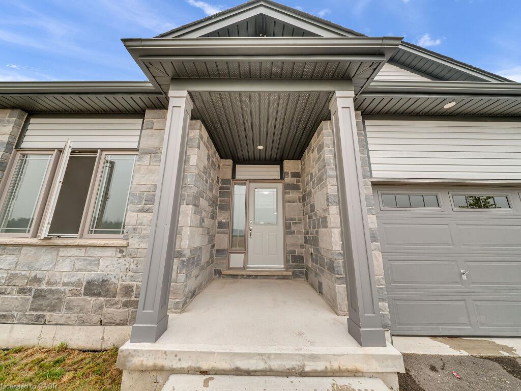 138 Saunders Street Property Photo 3