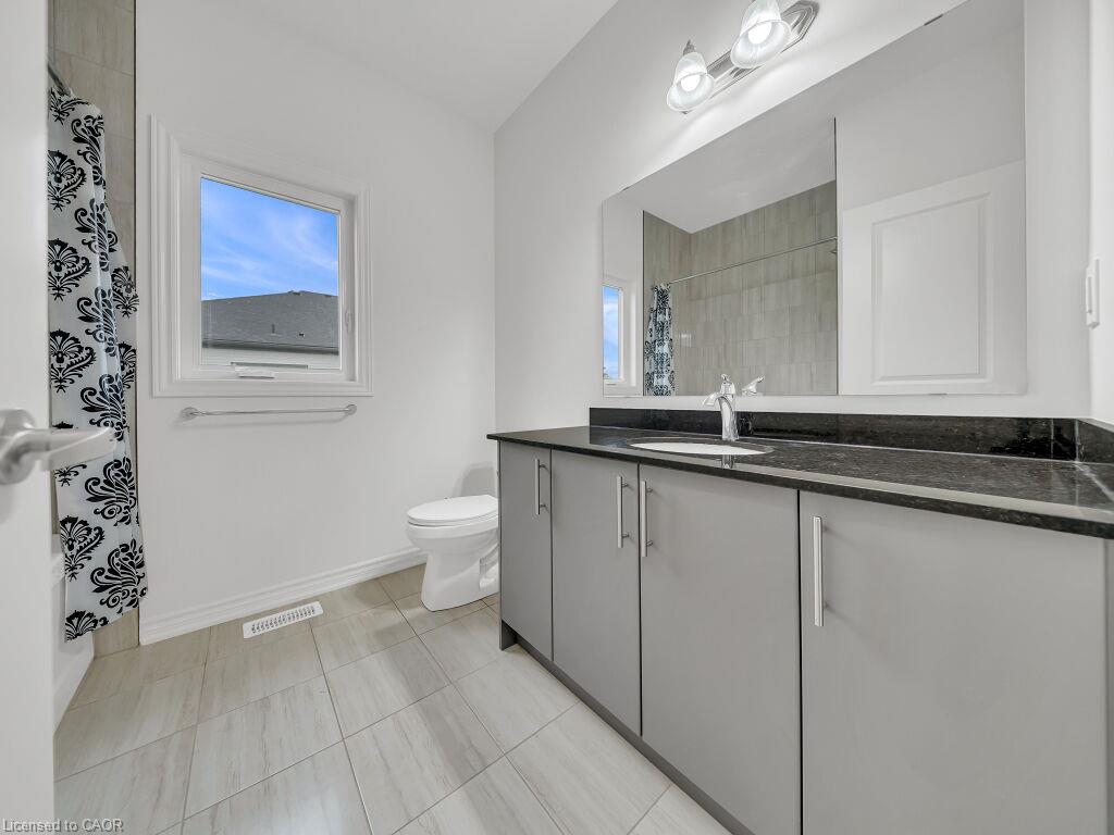 138 Saunders Street Property Photo 17