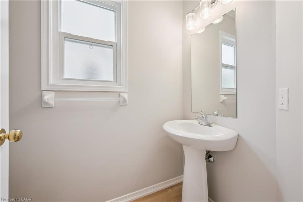 751 Laurelwood Drive Property Photo 6