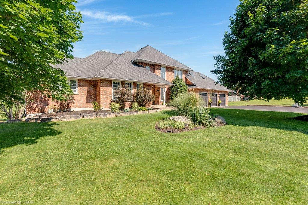 216 Red Maple Court Property Photo 2