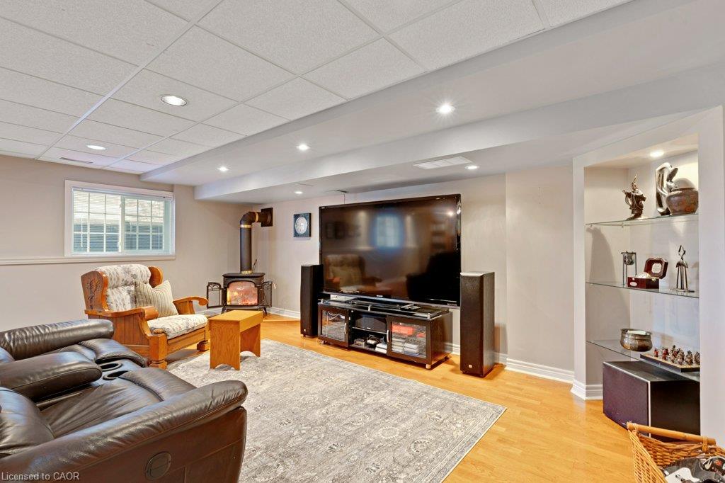 216 Red Maple Court Property Photo 28