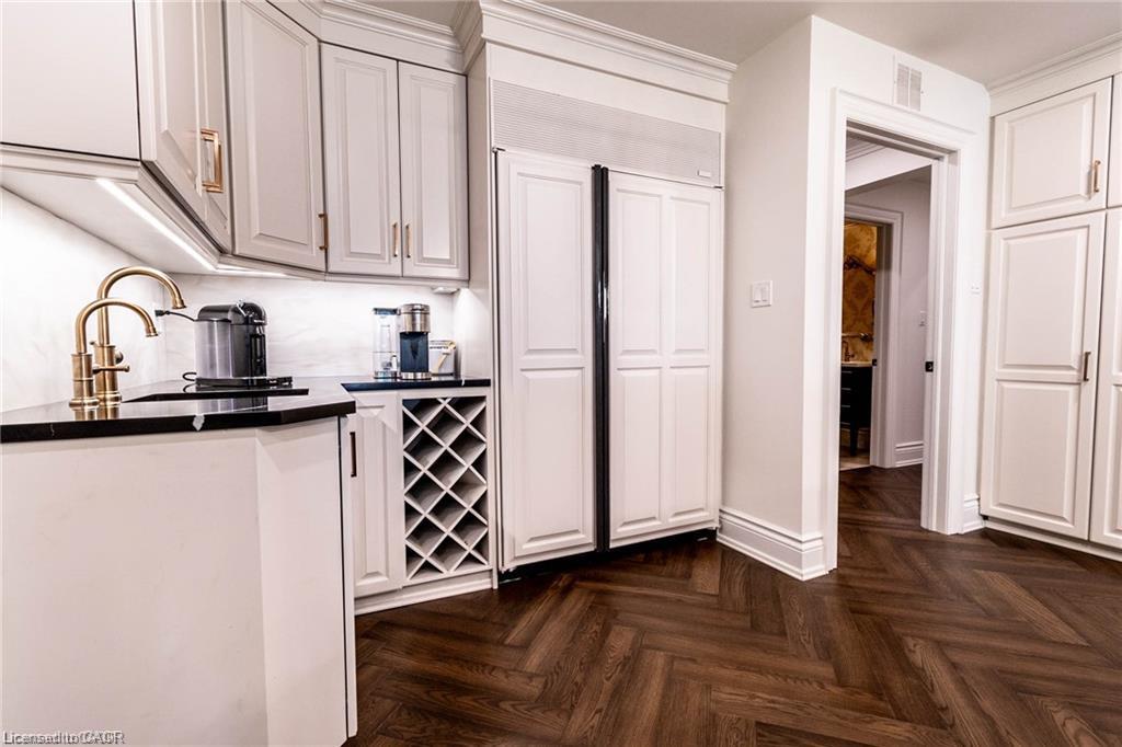 76 Adriatic Boulevard Property Photo 13