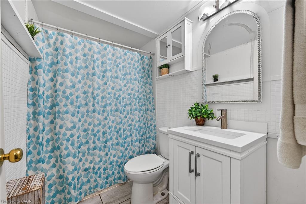 3824 Roxborough Avenue Property Photo 22