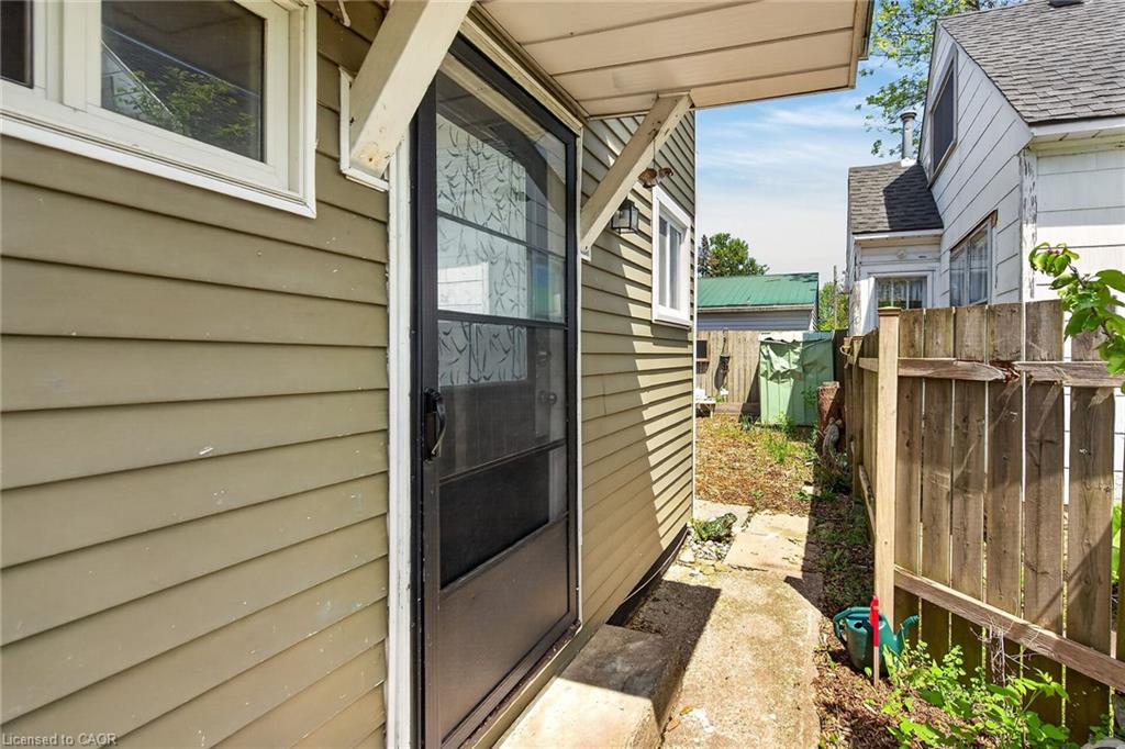 3824 Roxborough Avenue Property Photo 43