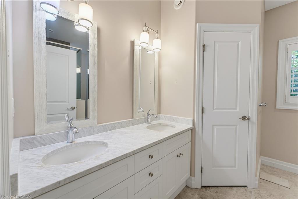 2800 Sheffield Place Property Photo 10