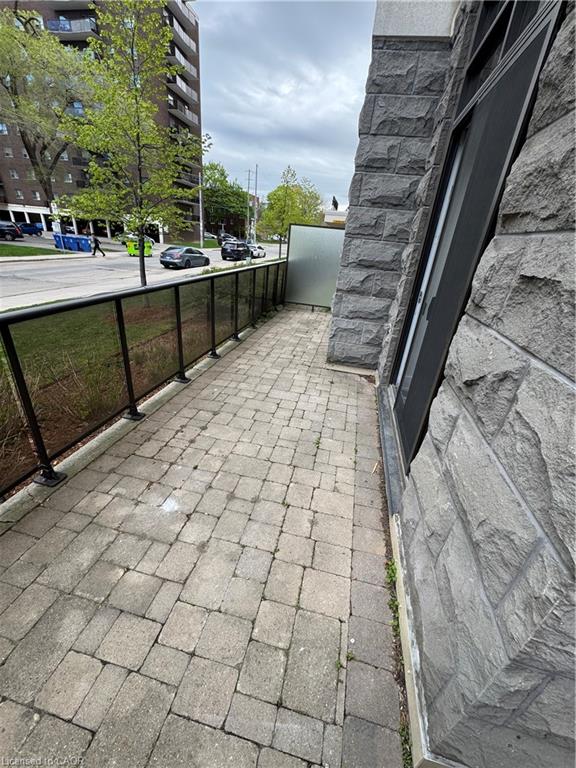 105-85 Robinson Street Property Photo 11