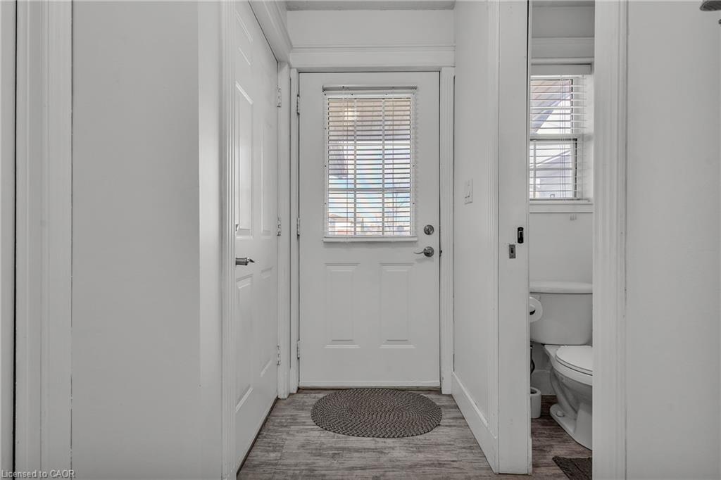 425 Erinbrook Drive Property Photo 3