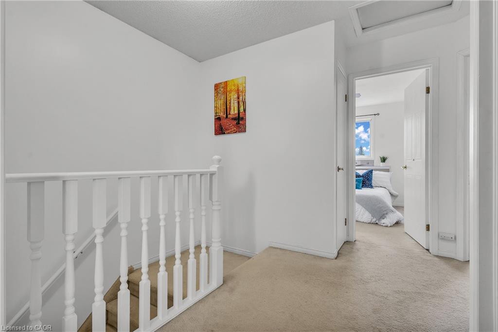 425 Erinbrook Drive Property Photo 17