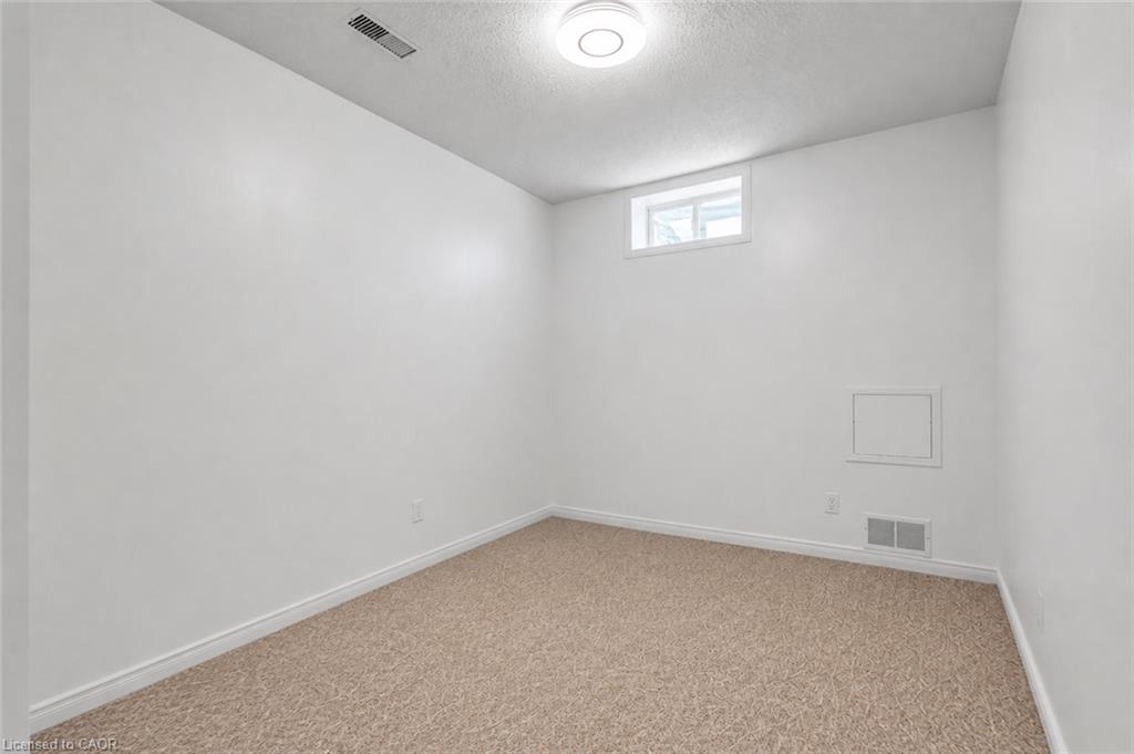 425 Erinbrook Drive Property Photo 25