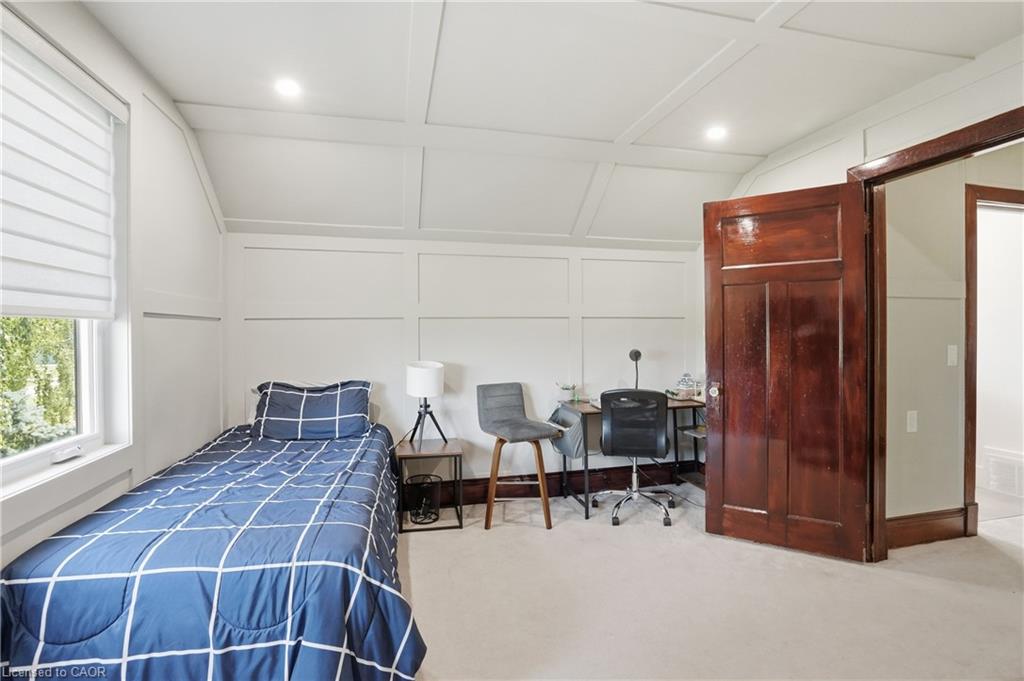 219 Ridge Road W Property Photo 15